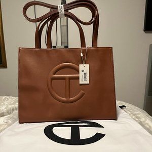 Telfar Medium Shopping Bag- Tan Brand New, Never Used.Out of stock